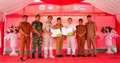 CSR IMIP dan PT QMB Serahkan Bantuan Infrastruktur di Bahodopi