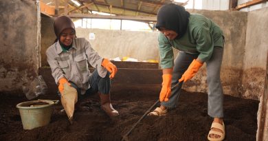 IMIP Membuat Terobosan Bersama Kelompok Tani Binaanya Sampah Organik Di olah Jadi Nilai Mahal.