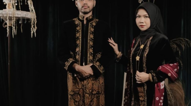 Beda Budaya, Satu Pelaminan: Bella Olivia dan Fahdi Saidi Lubis Satukan Tradisi Jawa-Mandailing